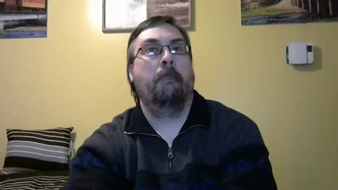 Snapshot of mmr45 chatting on 01.14.25 mmr45 online show from 01.14.25