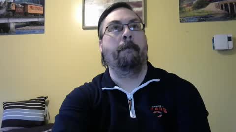 Snapshot of mmr45 chatting on 01.19.25 mmr45 online show from 01.19.25
