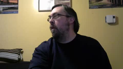 Snapshot of mmr45 chatting on 01.22.25 mmr45 online show from 01.22.25
