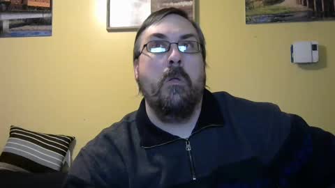 Snapshot of mmr45 chatting on 01.24.25 mmr45 online show from 01.24.25