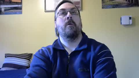 Snapshot of mmr45 chatting on 01.27.25 mmr45 online show from 01.27.25