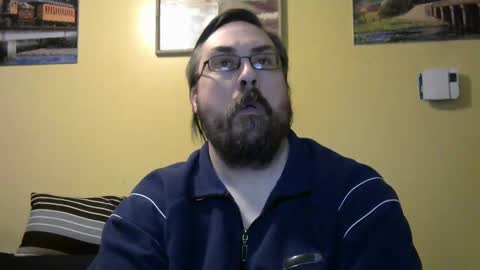 Snapshot of mmr45 chatting on 02.14.25 mmr45 online show from 02.14.25