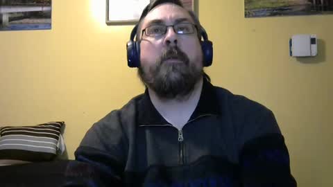 Snapshot of mmr45 chatting on 02.16.25 mmr45 online show from 02.16.25