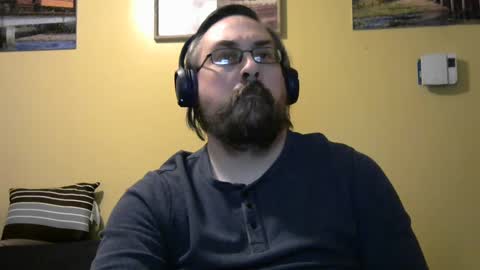 Snapshot of mmr45 chatting on 02.18.25 mmr45 online show from 02.18.25