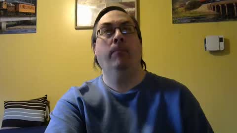Snapshot of mmr45 chatting on 02.19.25 mmr45 online show from 02.19.25