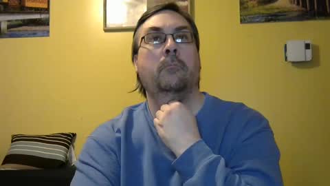 Snapshot of mmr45 chatting on 03.04.25 mmr45 online show from 03.04.25