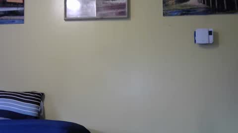 Snapshot of mmr45 chatting on 03.04.25 mmr45 online show from 03.04.25