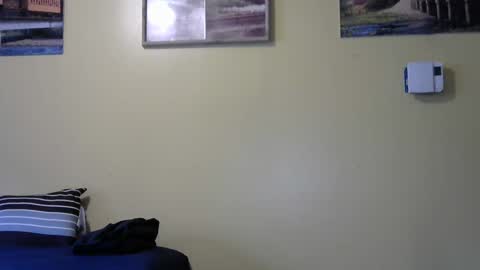 Snapshot of mmr45 chatting on 03.08.25 mmr45 online show from 03.08.25