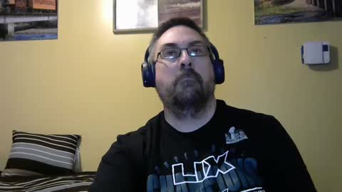 Snapshot of mmr45 chatting on 09.15.25 mmr45 online show from 09.15.25
