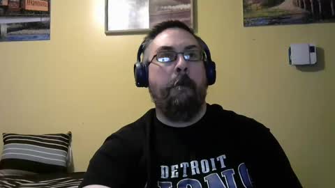 Snapshot of mmr45 chatting on 09.23.25 mmr45 online show from 09.23.25