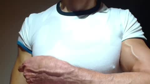 mmuscularman online show from 09.24.25