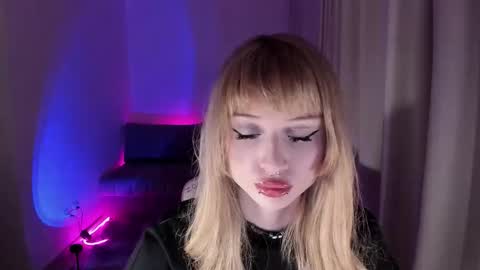 Snapshot of mnepohhh chatting on 02.08.26 mnepohhh online show from 02.08.26