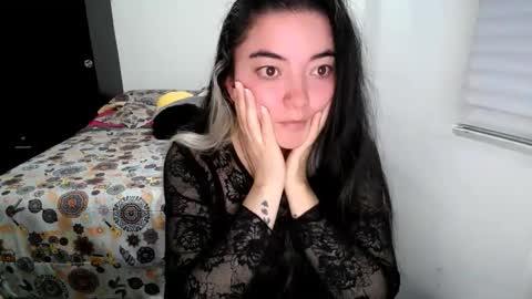 Snapshot of mocca_117 chatting on 12.17.25 Sam online show from 12.17.25