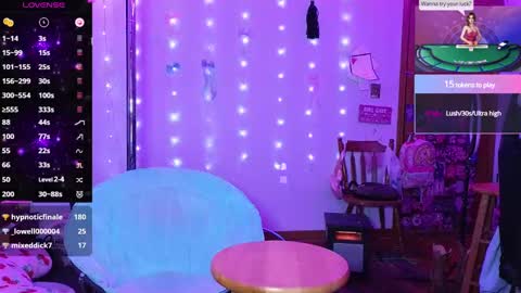 Snapshot of mocha_ chatting on 01.28.25 MOCHA JAMES THE NPC online show from 01.28.25