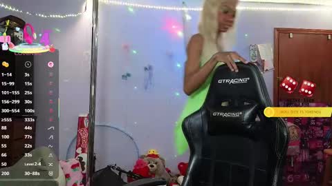 Snapshot of mocha_ chatting on 02.23.25 MOCHA JAMES THE NPC online show from 02.23.25