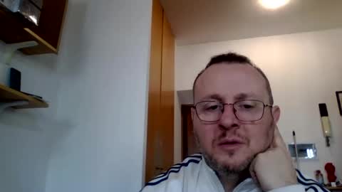 Snapshot of modesto1969 chatting on 12.04.24 modesto1969 online show from 12.04.24