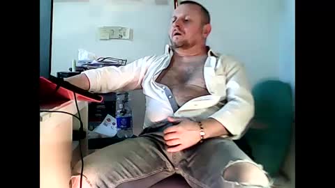 Snapshot of modesto1969 chatting on 12.29.24 modesto1969 online show from 12.29.24