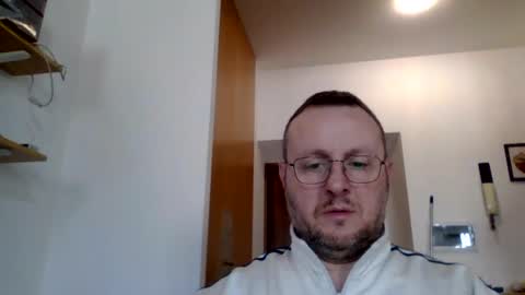 Snapshot of modesto1969 chatting on 02.09.25 modesto1969 online show from 02.09.25