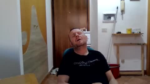 Snapshot of modesto1969 chatting on 10.11.25 modesto1969 online show from 10.11.25