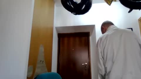 Snapshot of modesto1969 chatting on 10.16.25 modesto1969 online show from 10.16.25