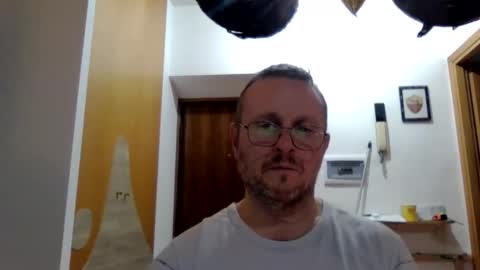 Snapshot of modesto1969 chatting on 11.16.25 modesto1969 online show from 11.16.25