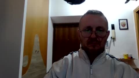 Snapshot of modesto1969 chatting on 12.03.25 modesto1969 online show from 12.03.25