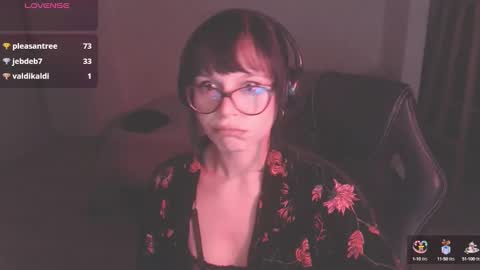 Snapshot of modjo_ chatting on 12.21.24 Modjo online show from 12.21.24