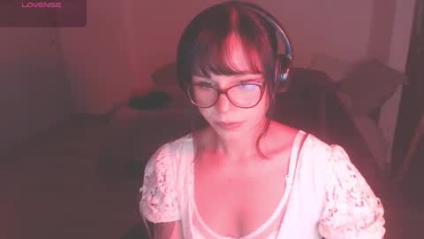 Snapshot of modjo_ chatting on 01.31.25 Modjo online show from 01.31.25