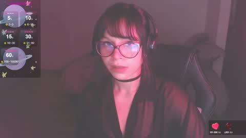 Snapshot of modjo_ chatting on 03.08.25 Modjo online show from 03.08.25