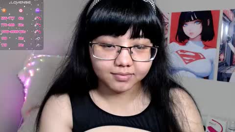 Molly online show from 02.11.25