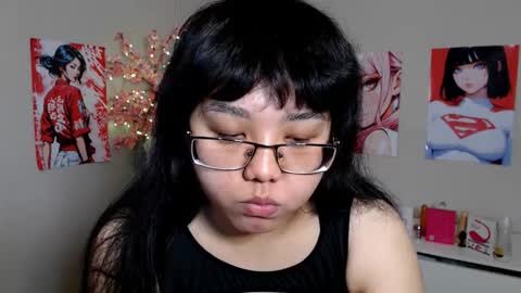 Molly online show from 10.13.25