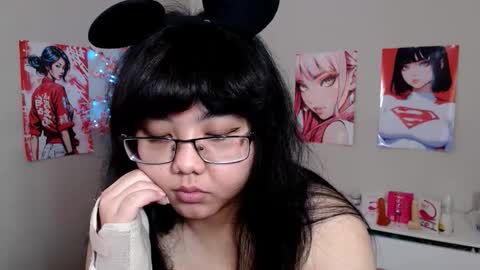 Molly online show from 11.25.25