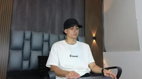 mohamed_malik online show from 04.13.26