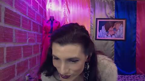 moira_hot online show from 12.05.25