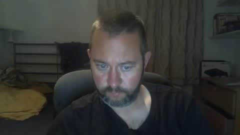 Snapshot of moistfalafel chatting on 09.08.25 Jode online show from 09.08.25