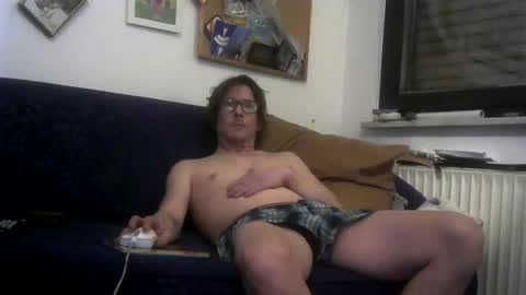 Snapshot of mojoflow39 chatting on 11.09.25 Fr online show from 11.09.25