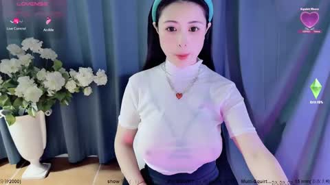 Snapshot of moli666 chatting on 02.20.25 Alice online show from 02.20.25