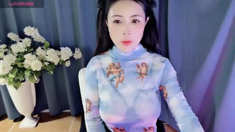 Snapshot of moli666 chatting on 02.26.25 Alice online show from 02.26.25
