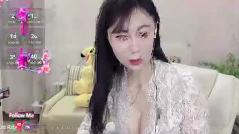 Snapshot of molihua9 chatting on 02.16.25 molihua9 online show from 02.16.25