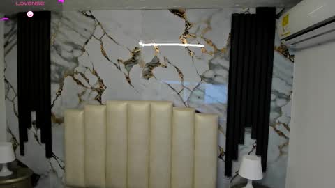 Hey Guys  Im Mollie online show from 09.28.25