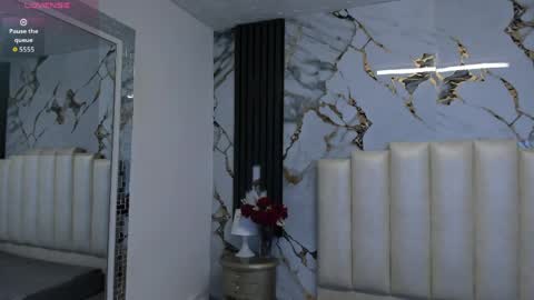 Hey Guys  Im Mollie online show from 04.08.26