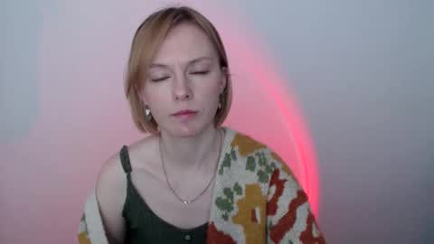 Snapshot of mollilove chatting on 05.16.26 mollilove online show from 05.16.26