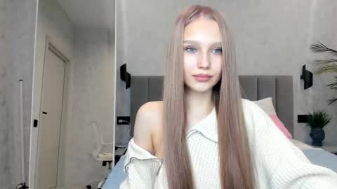 Snapshot of molly_555 chatting on 01.08.26 Sima online show from 01.08.26