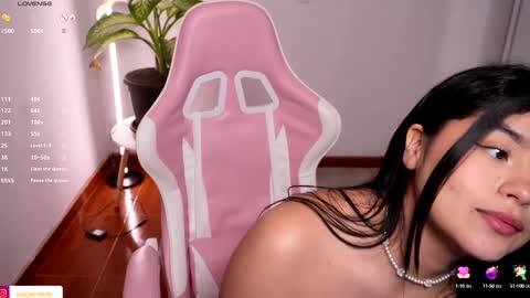       Independent Model online show from 02.28.25