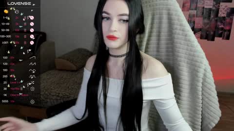 Molly - online show from 12.03.24