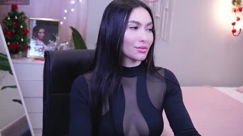 Molly online show from 12.28.24