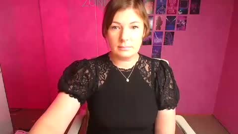 Molly online show from 11.10.25