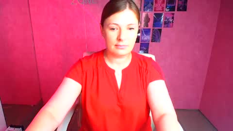 Snapshot of molly_mis chatting on 06.19.26 Molly online show from 06.19.26