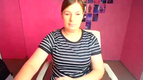 Snapshot of molly_mis chatting on 07.08.26 Molly online show from 07.08.26