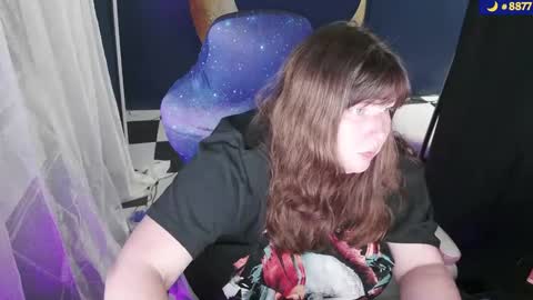 molly_moons online show from 10.10.25